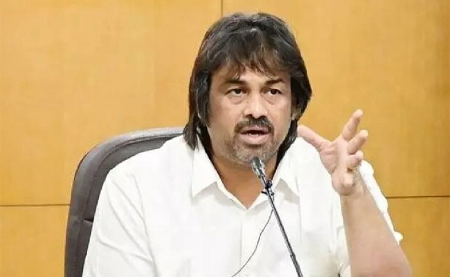 Karnataka to frame law restricting mobile use among under -16 students: Minister